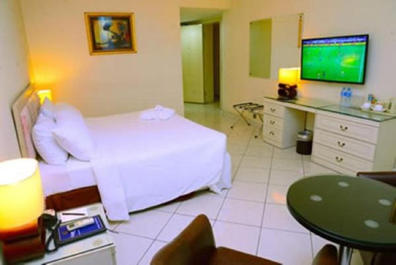 Golden Royale Hotel Enugu Luaran gambar