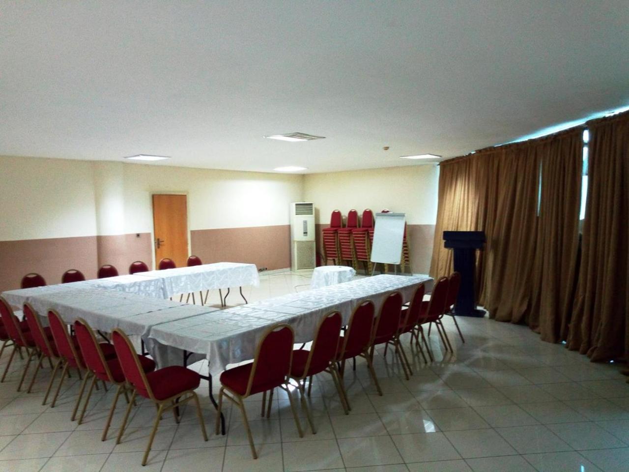 Golden Royale Hotel Enugu Luaran gambar